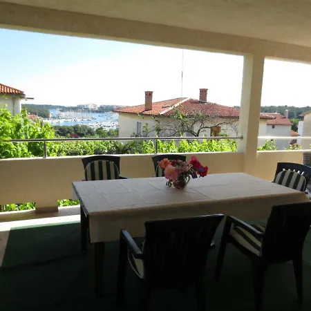 Apartment Petrinic V Pula Exterior photo