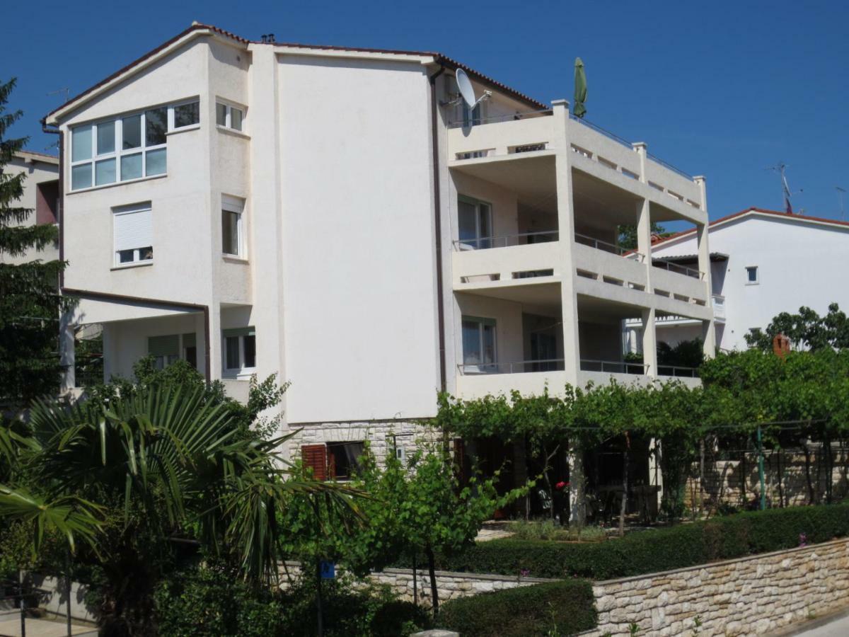 Apartment Petrinic V
